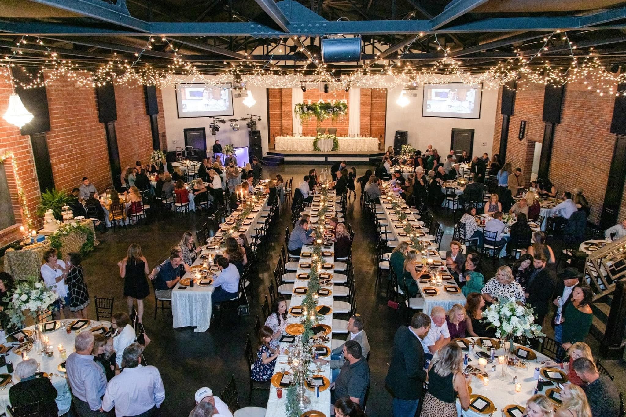 Wedding Venue Picture, Large Wedding
